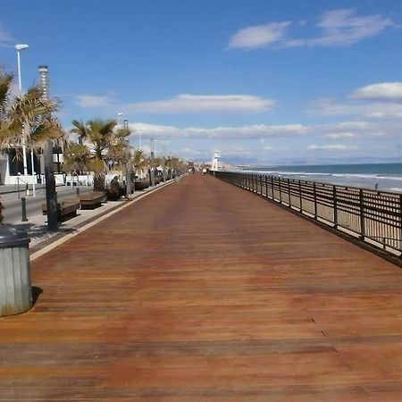 Brand New Apartment. 400 Meters Best Beach تورّيفيِخا المظهر الخارجي الصورة
