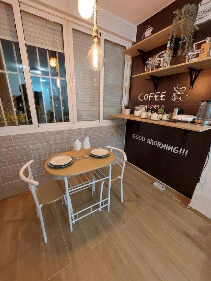 Brand New Apartment. 400 Meters Best Beach تورّيفيِخا المظهر الخارجي الصورة